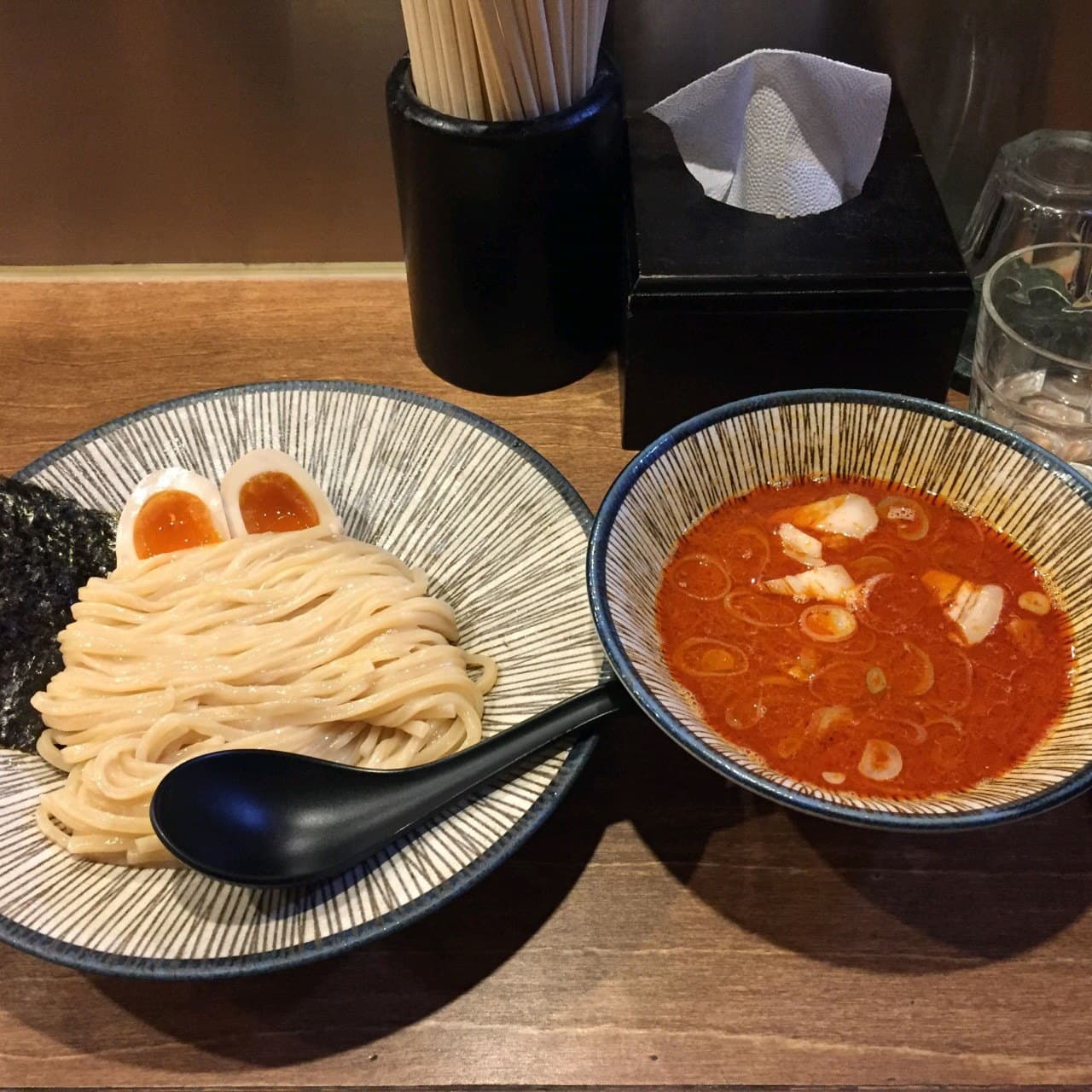 멘즈키 사진